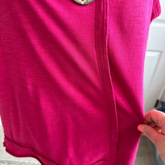 Soft Surroundings Light Burgundy Sleeveless, Raw Hem Design Top - Picture 5 of 5